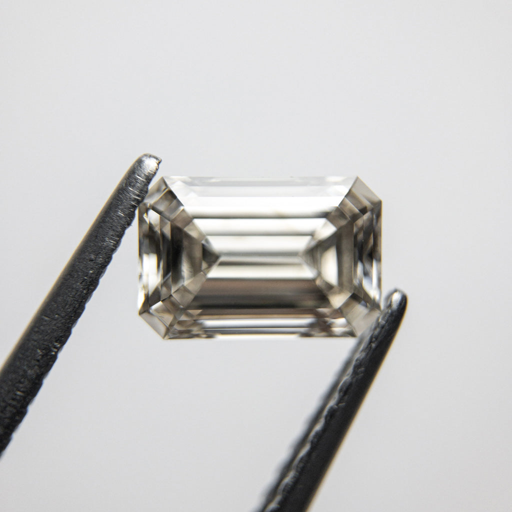 1.11ct 7.45x4.97x3.12mm Emerald Cut 18257-06 - Misfit Diamonds