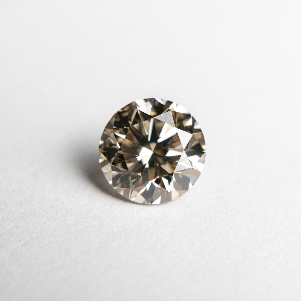 1.08ct 6.42x6.36x4.12mm VS Champagne Round Brilliant 18438-01 HOLD D3272 - Misfit Diamonds