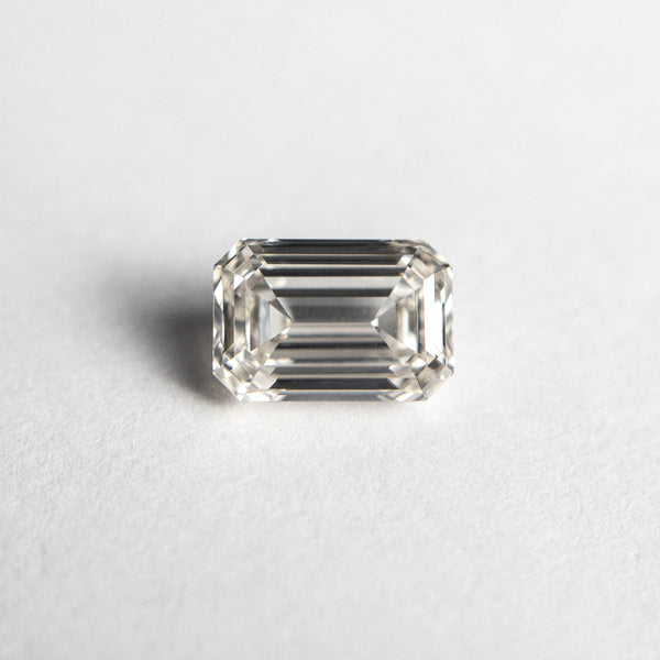 1.06ct 6.94x4.77x3.01mm VS2 Champagne Emerald Step Cut 18535-01 - Misfit Diamonds