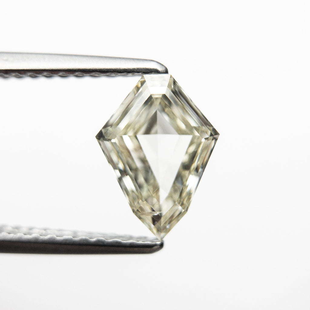 1.07ct 8.84x6.54x2.92mm SI2 U-V Kite Step Cut 19044-01 - Misfit Diamonds