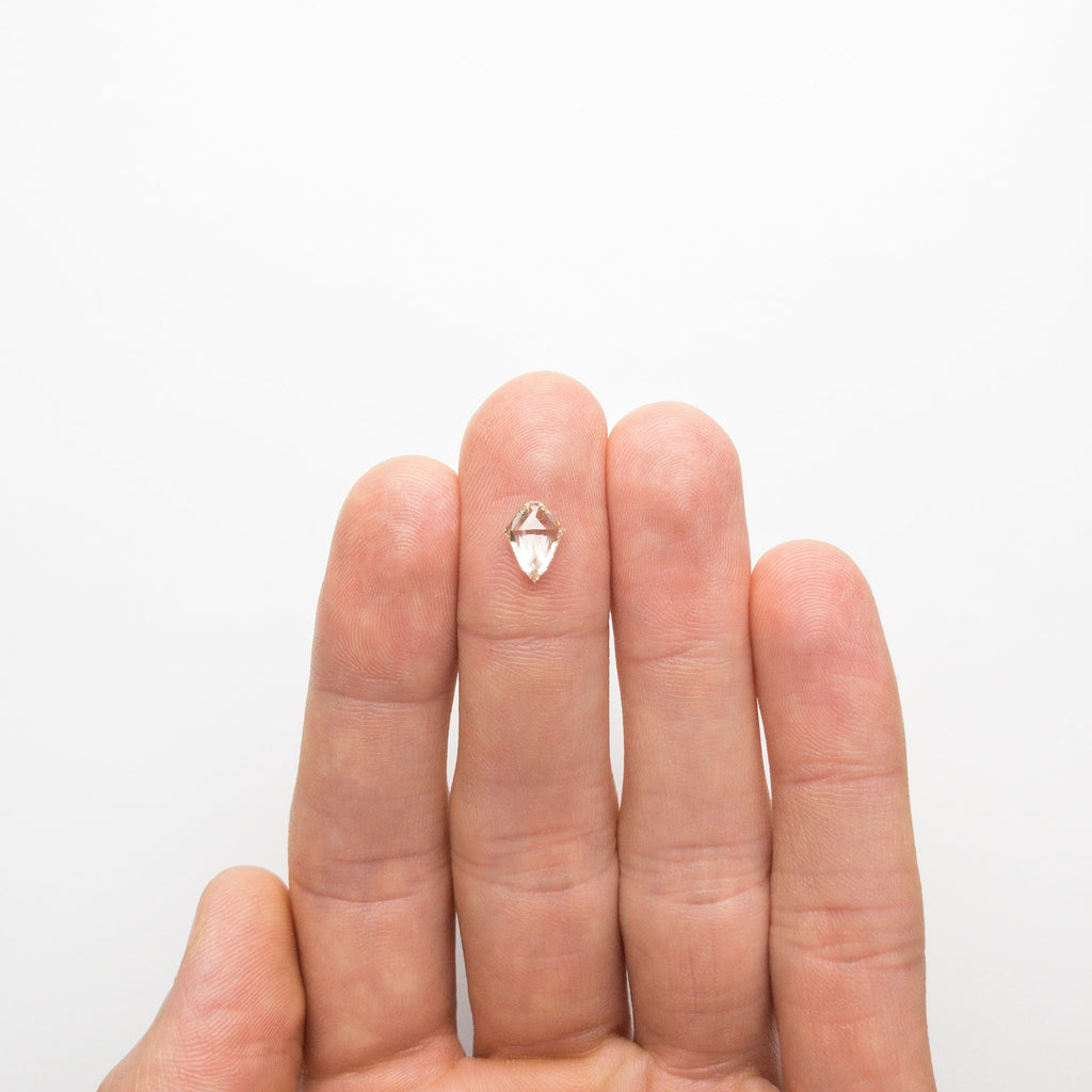 1.07ct 8.84x6.54x2.92mm SI2 U-V Kite Step Cut 19044-01 - Misfit Diamonds